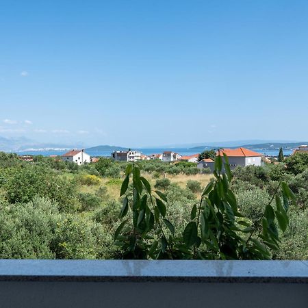Apartmani Livaja Plano エクステリア 写真