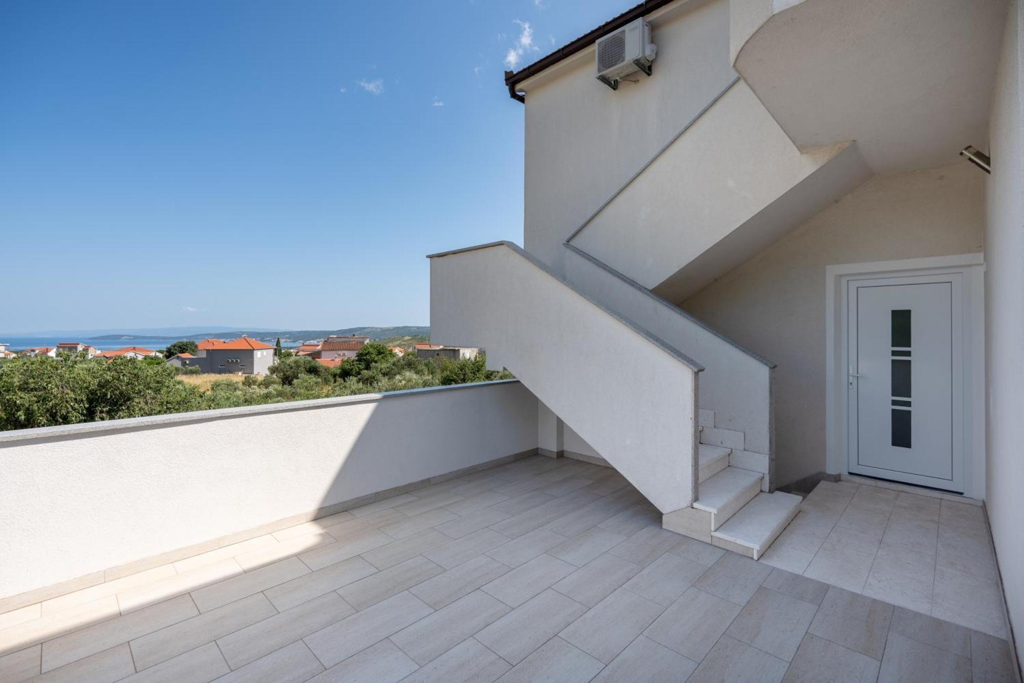 Apartmani Livaja Plano エクステリア 写真