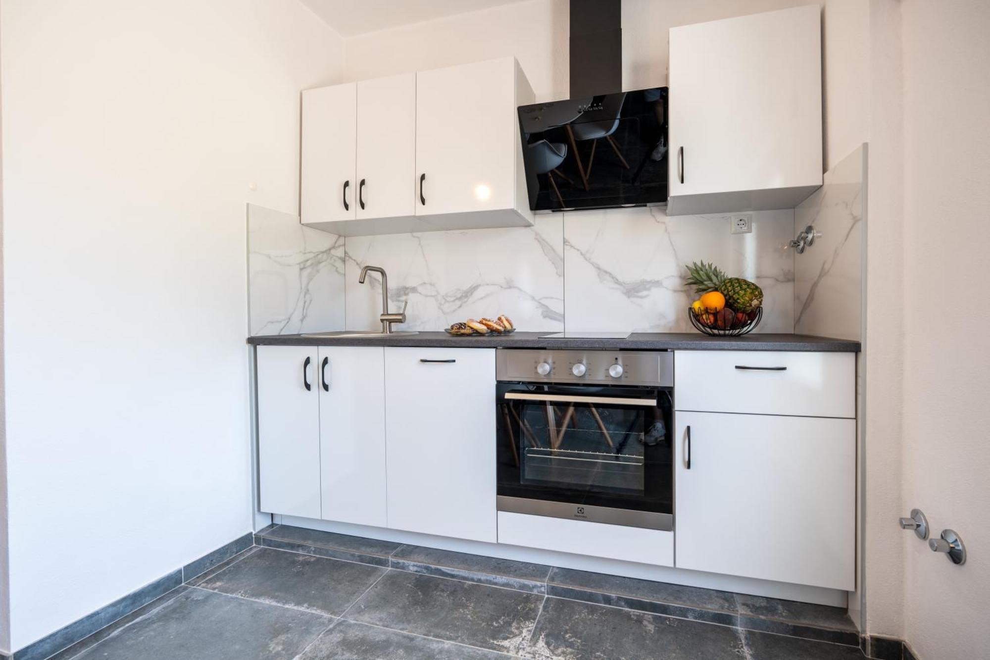 Apartmani Livaja Plano エクステリア 写真