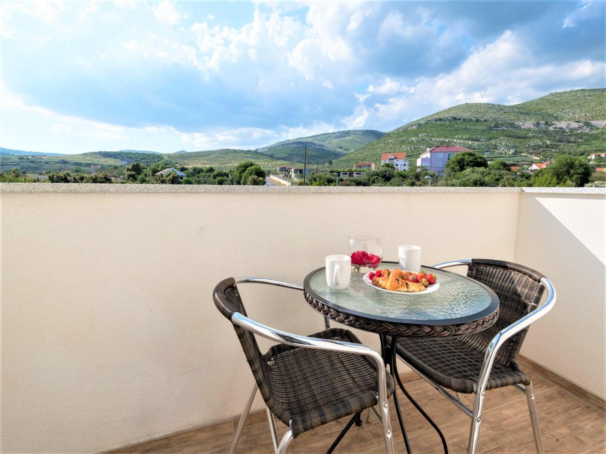 Apartmani Livaja Plano 部屋 写真